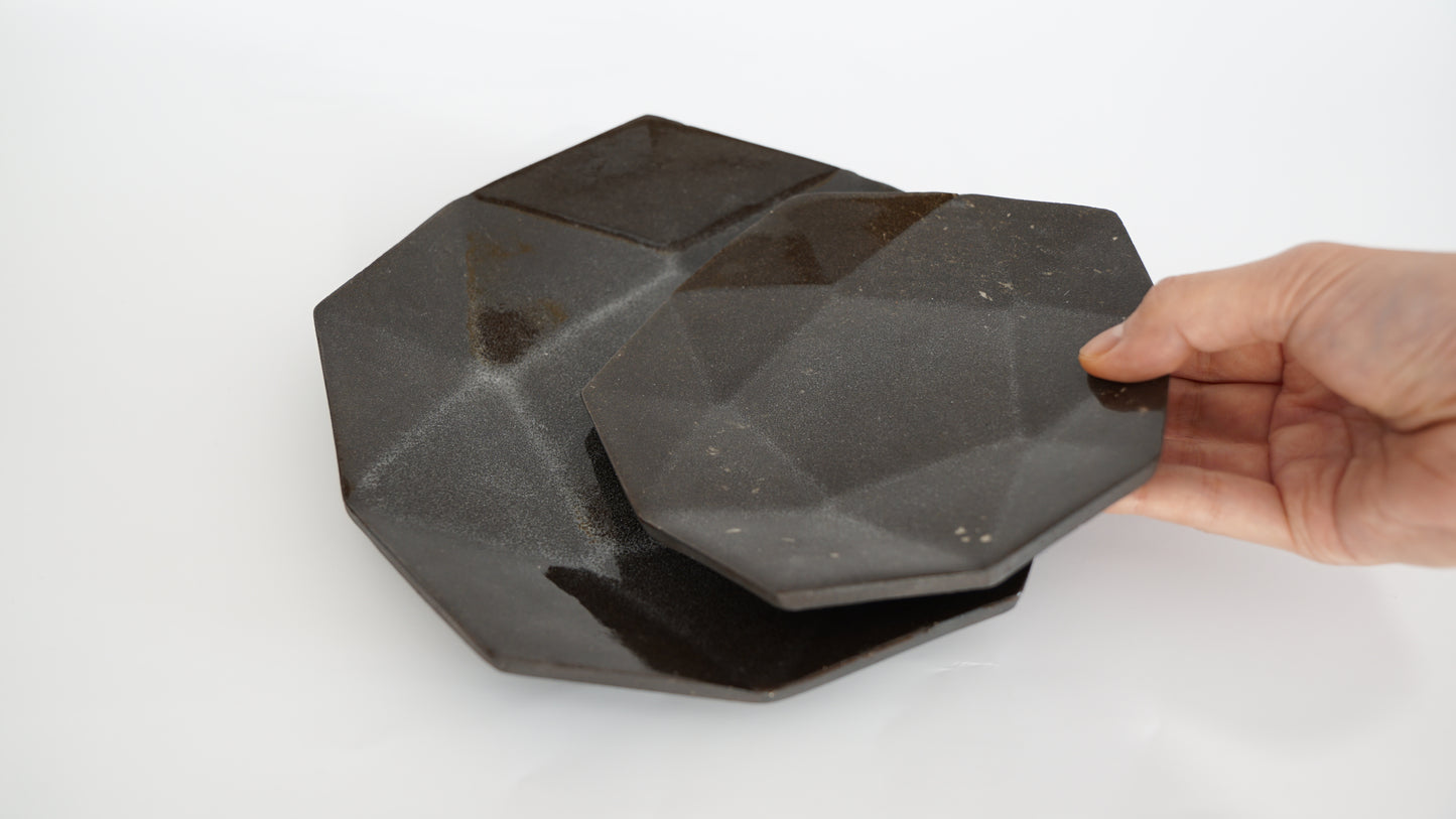 ORIGAMI Shape Plate - Black